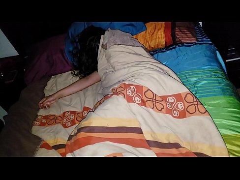 ❤️ Patėvis bara savo jauną pamotę, kol ji miega. ❤️ Rusų porno prie lt.quizfarmature.ru ️❤